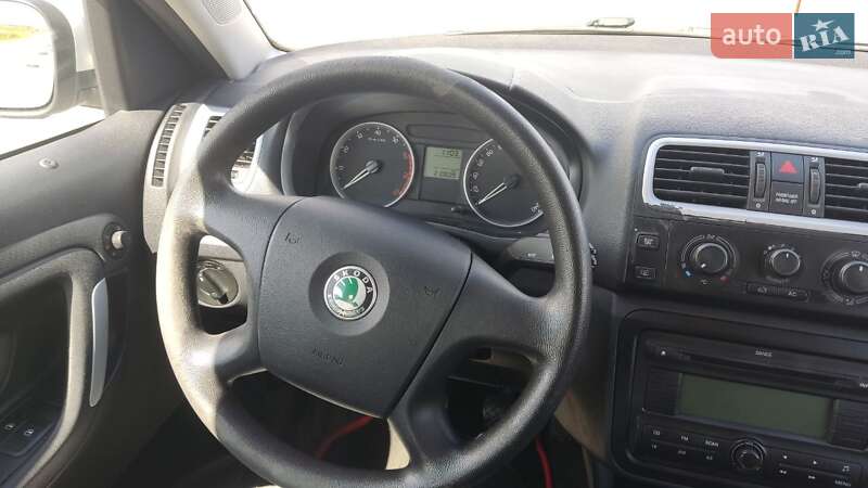 Микровэн Skoda Roomster 2007 в Львове