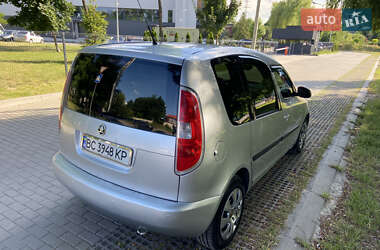 Микровэн Skoda Roomster 2010 в 