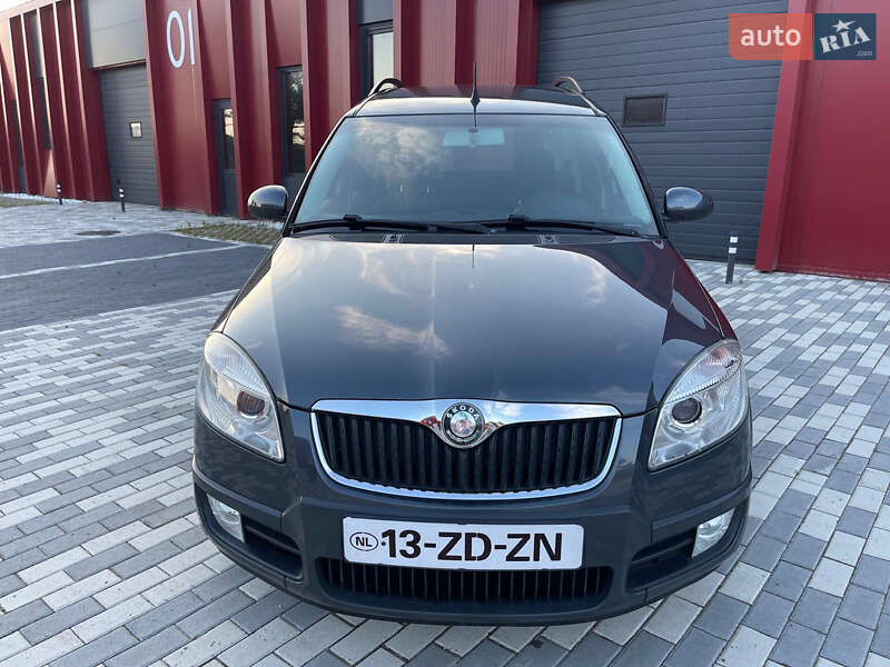 Микровэн Skoda Roomster 2008 в Львове
