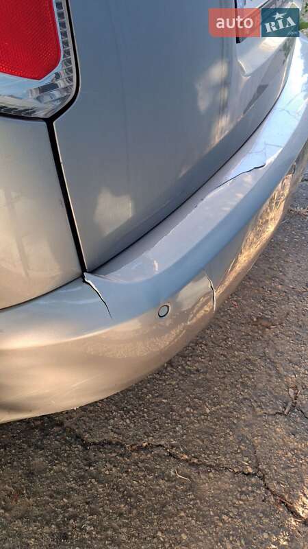 Мікровен Skoda Roomster 2009 в Южноукраїнську