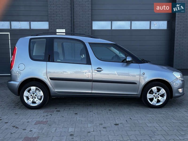 Микровэн Skoda Roomster 2013 в Луцке