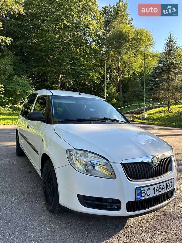 Мікровен Skoda Roomster 2009 в Львові