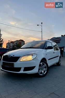 Микровэн Skoda Roomster 2010 в Тернополе