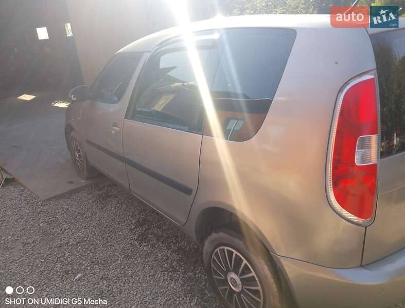 Мікровен Skoda Roomster 2012 в Борщеві