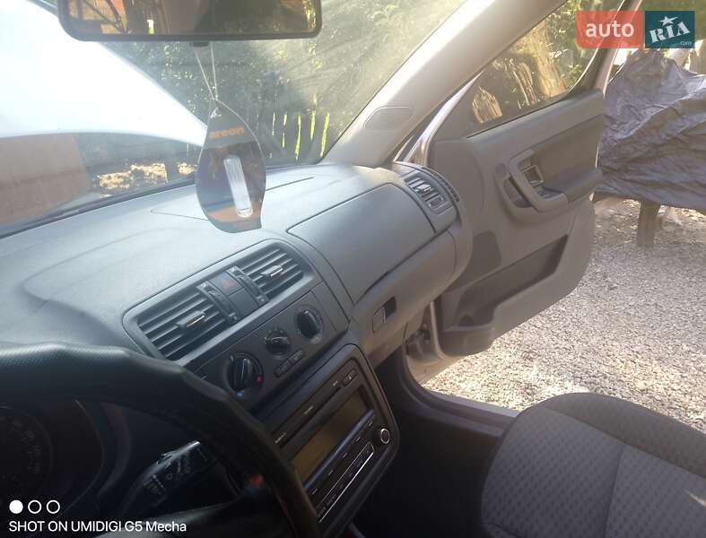 Мікровен Skoda Roomster 2012 в Борщеві