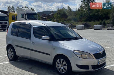 Микровэн Skoda Roomster 2010 в Львове
