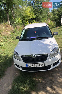 Микровэн Skoda Roomster 2013 в 