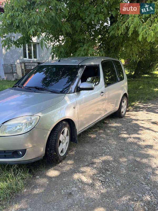 Мікровен Skoda Roomster 2007 в Сваляві