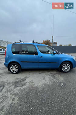 Микровэн Skoda Roomster 2009 в 