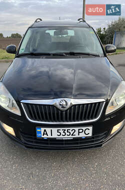 Микровэн Skoda Roomster 2014 в Яготине
