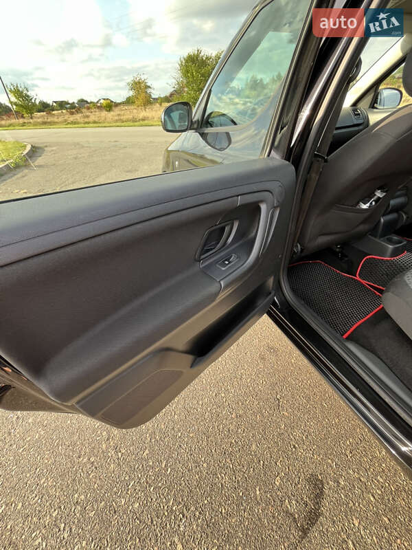 Микровэн Skoda Roomster 2014 в Яготине фото 28 Микровэн Skoda Roomster 2014 в Яготине