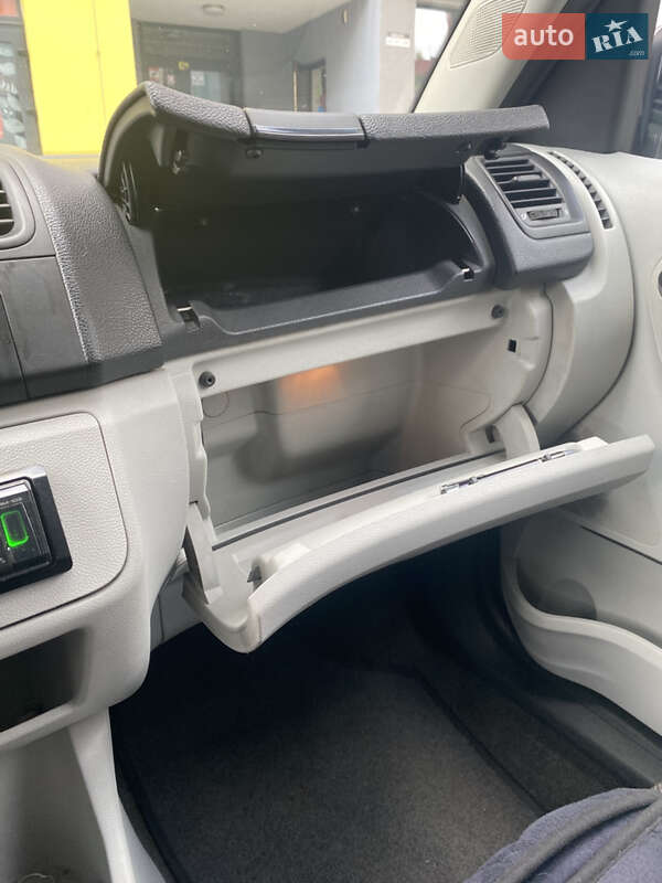 Микровэн Skoda Roomster 2007 в Львове фото 14 Микровэн Skoda Roomster 2007 в Львове