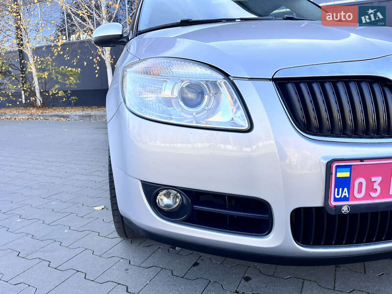 Микровэн Skoda Roomster 2007 в Белой Церкви