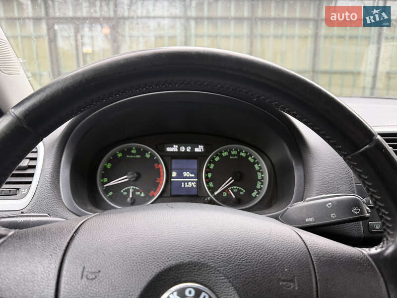 Микровэн Skoda Roomster 2007 в Львове