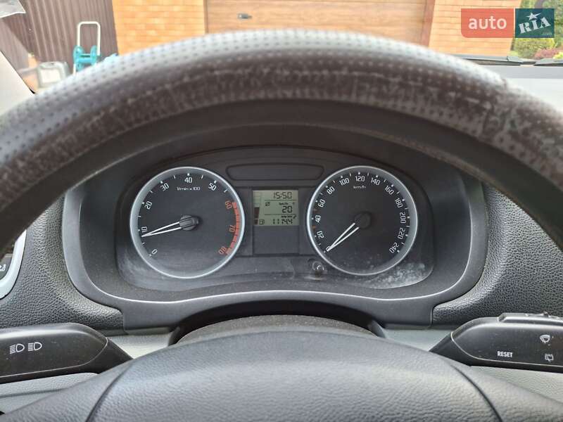 Микровэн Skoda Roomster 2007 в Городке