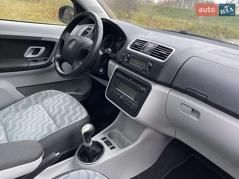 Микровэн Skoda Roomster 2008 в Вознесенске