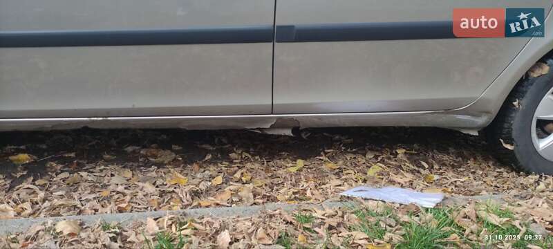 Микровэн Skoda Roomster 2008 в Киеве