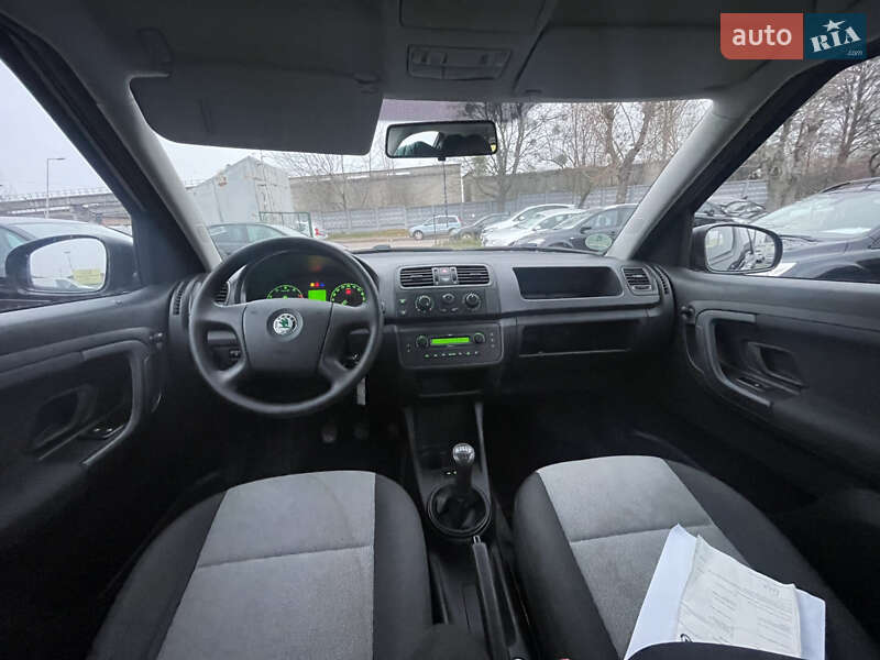 Микровэн Skoda Roomster 2009 в Луцке