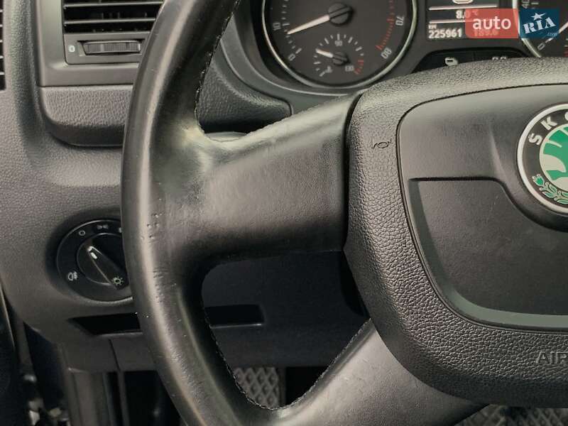 Мікровен Skoda Roomster 2011 в Бердичеві фото 41 Мікровен Skoda Roomster 2011 в Бердичеві