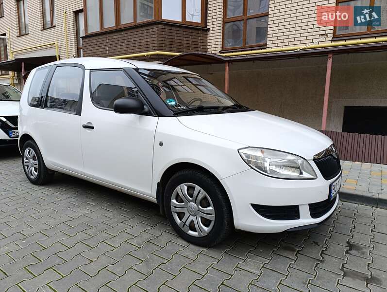Микровэн Skoda Roomster 2014 в Черноморске