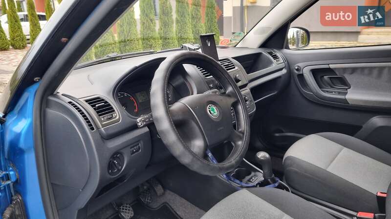 Микровэн Skoda Roomster 2009 в Луцке фото 38 Микровэн Skoda Roomster 2009 в Луцке