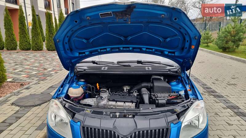 Микровэн Skoda Roomster 2009 в Луцке фото 41 Микровэн Skoda Roomster 2009 в Луцке