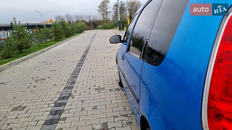 Микровэн Skoda Roomster 2009 в Луцке фото 59 Микровэн Skoda Roomster 2009 в Луцке