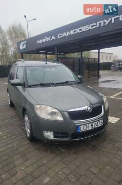 Микровэн Skoda Roomster 2006 в Звягеле