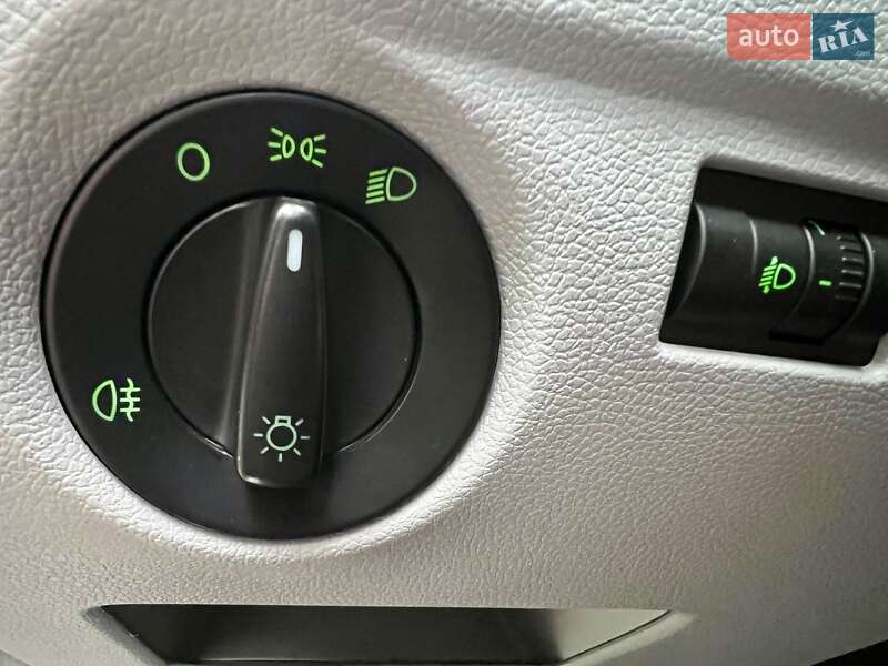 Микровэн Skoda Roomster 2008 в Умани фото 66 Микровэн Skoda Roomster 2008 в Умани