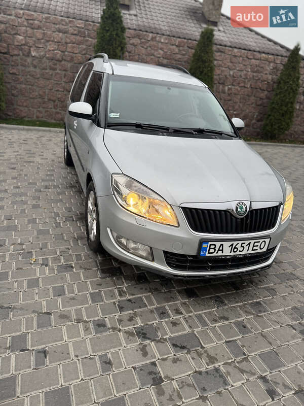 Микровэн Skoda Roomster 2014 в Кропивницком