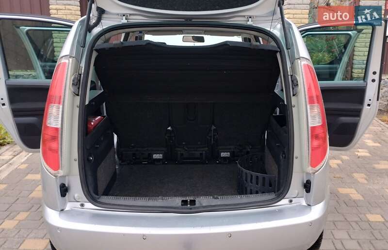 Микровэн Skoda Roomster 2009 в Виннице