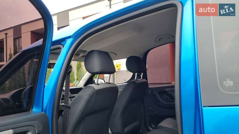 Микровэн Skoda Roomster 2009 в Луцке