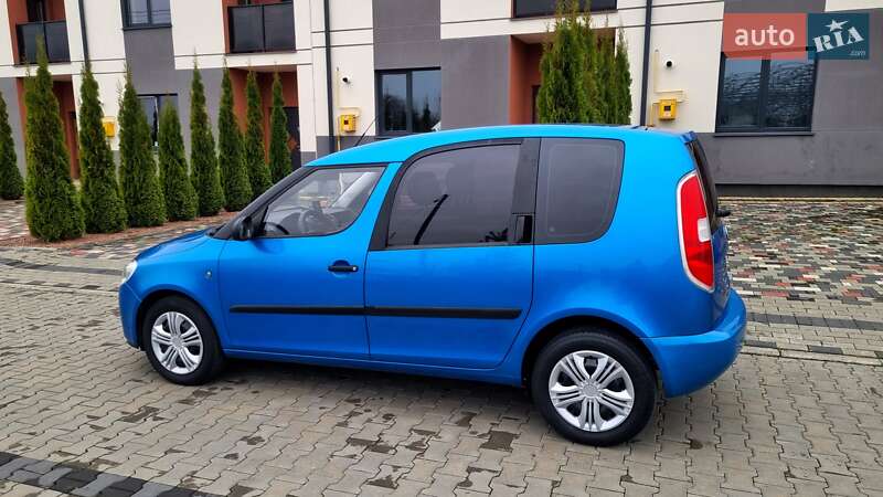Микровэн Skoda Roomster 2009 в Луцке