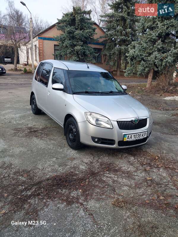 Микровэн Skoda Roomster 2007 в Лысянке фото Микровэн Skoda Roomster 2007 в Лысянке