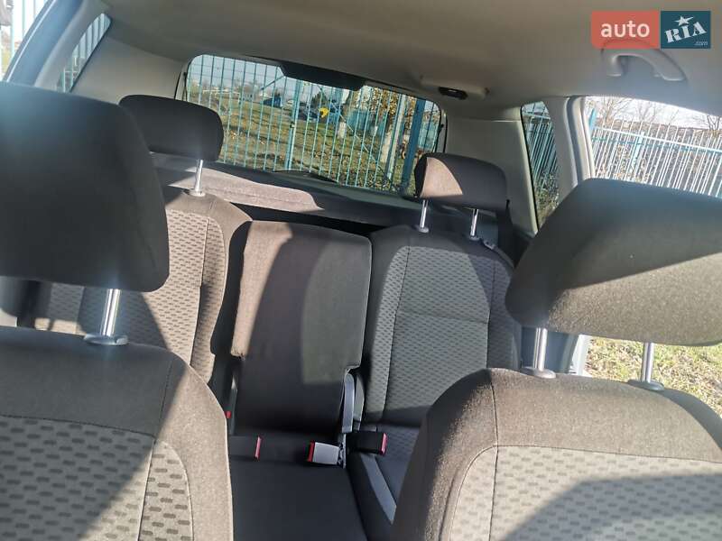 Микровэн Skoda Roomster 2010 в Великом Дальнике