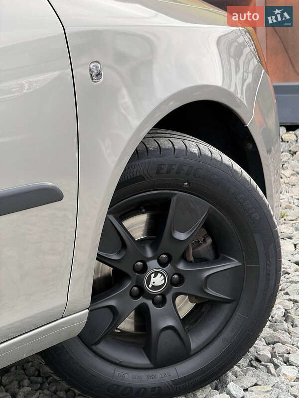 Мікровен Skoda Roomster 2006 в Стрию