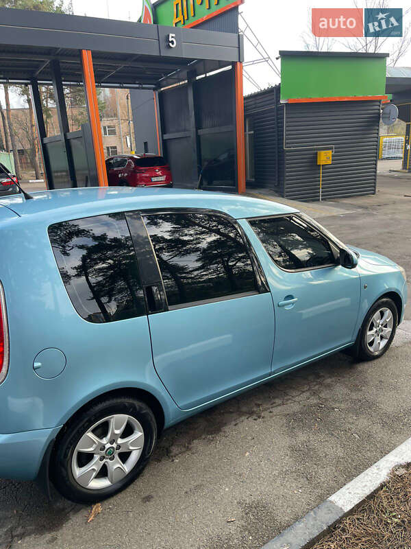 Микровэн Skoda Roomster 2013 в Житомире