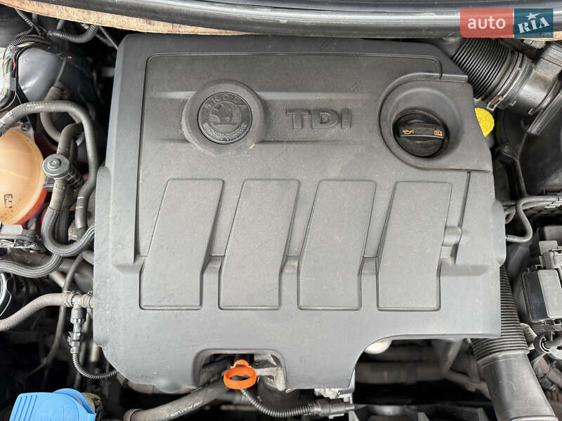 Микровэн Skoda Roomster 2012 в Одессе