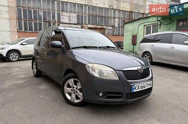 Микровэн Skoda Roomster 2008 в Киеве