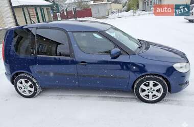 Микровэн Skoda Roomster 2012 в Львове