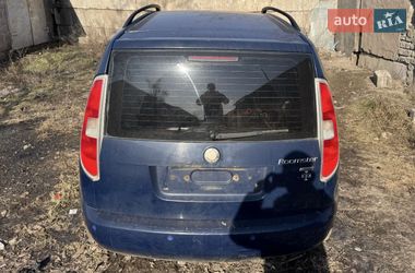 Микровэн Skoda Roomster 2010 в Кривом Роге