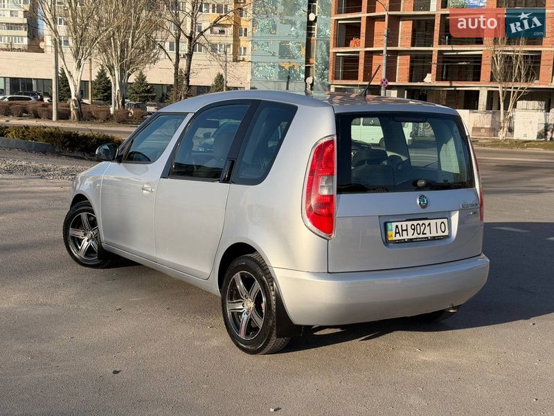 Микровэн Skoda Roomster 2012 в Днепре