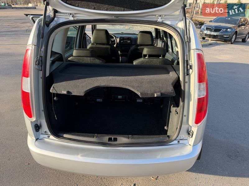 Микровэн Skoda Roomster 2012 в Днепре