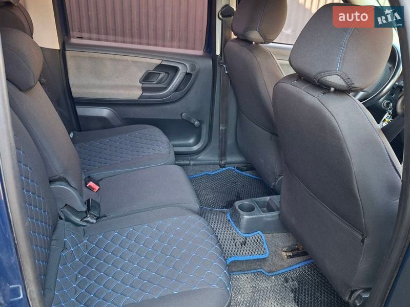 Микровэн Skoda Roomster 2009 в Борисполе