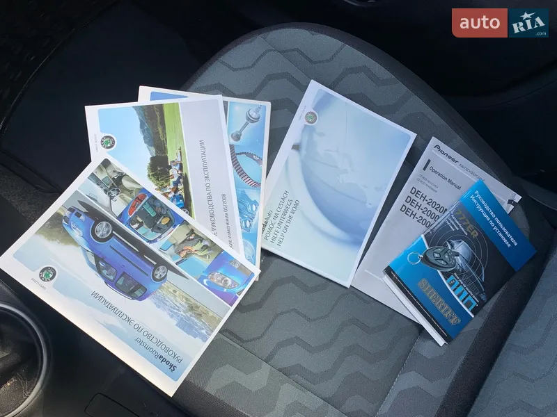 Микровэн Skoda Roomster 2008 в Киеве документ