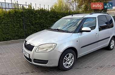 Микровэн Skoda Roomster 2006 в Киеве