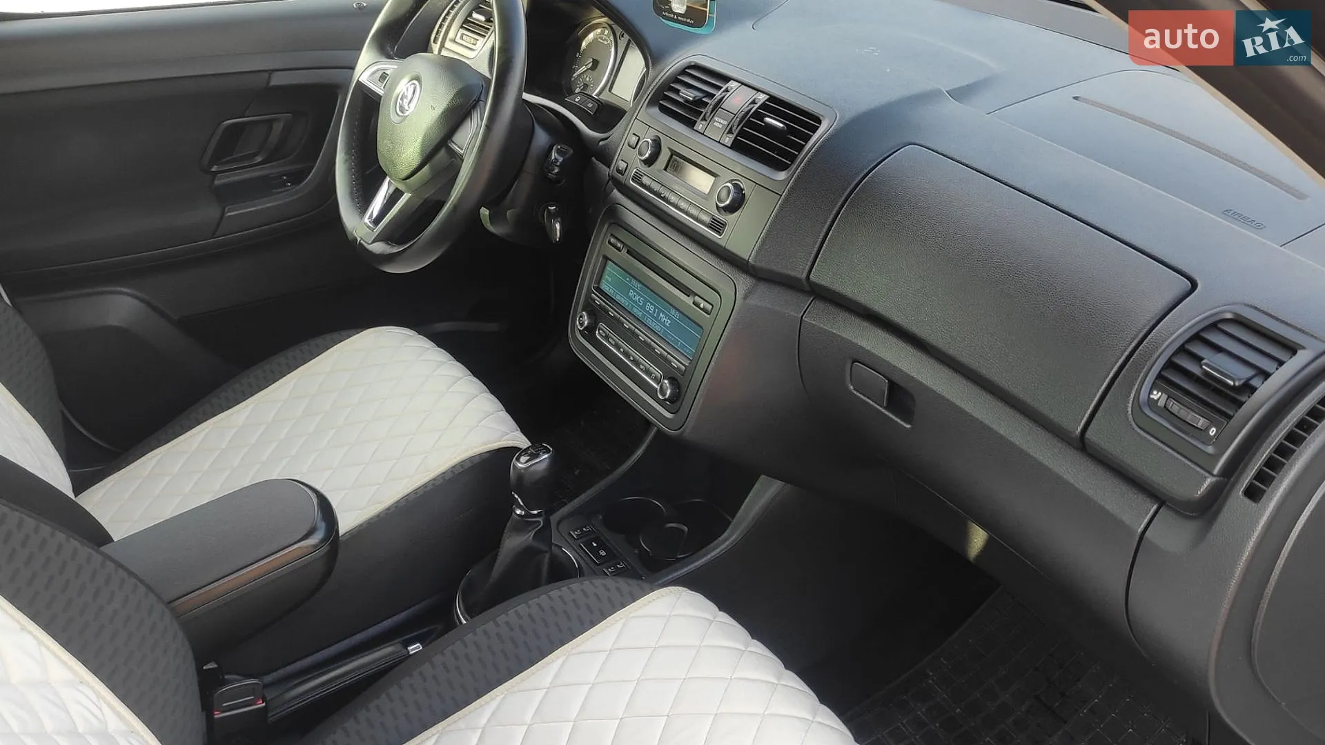 2015 Skoda Roomster - мініатюра 16