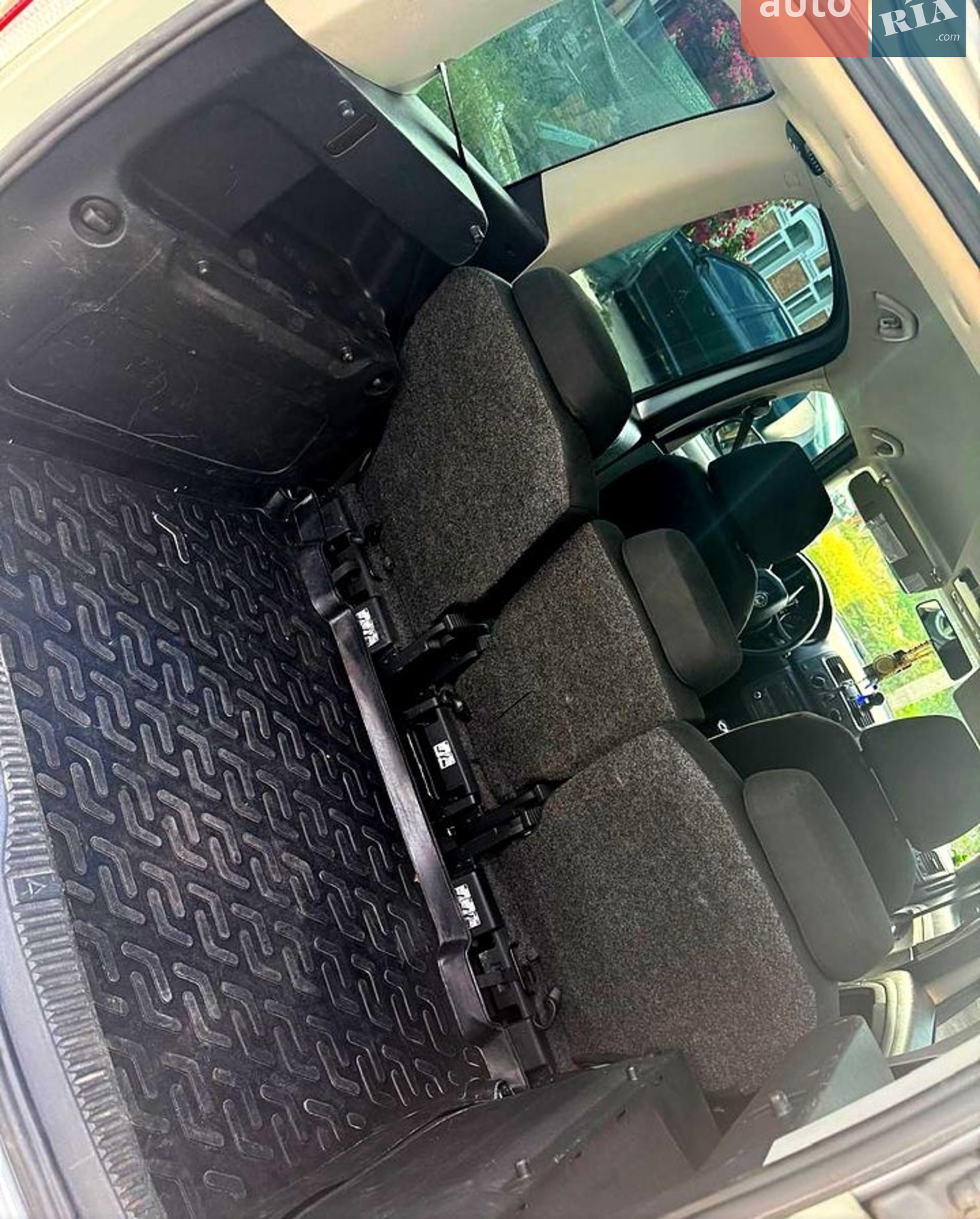 Skoda Roomster 2011 VIN TMBNK25J6C7011397 фото оголошення 5 з 5