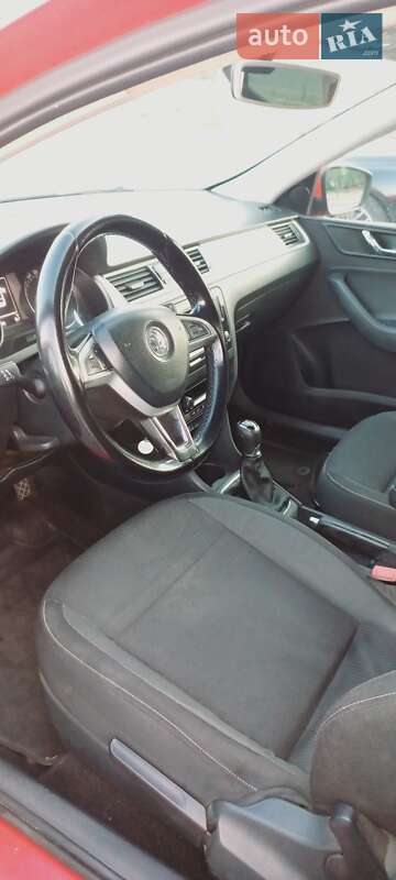 Хэтчбек Skoda Spaceback 2015 в Каменском