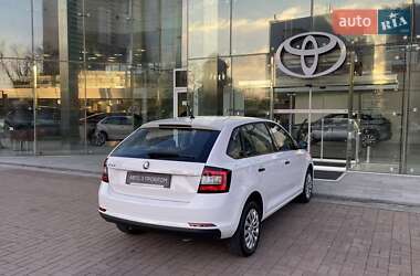 Хэтчбек Skoda Spaceback 2017 в Киеве